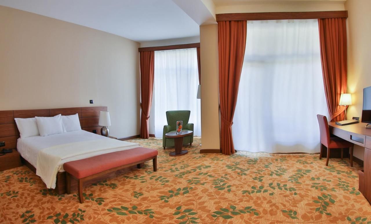 Отель El Resort Hotel Гах-13