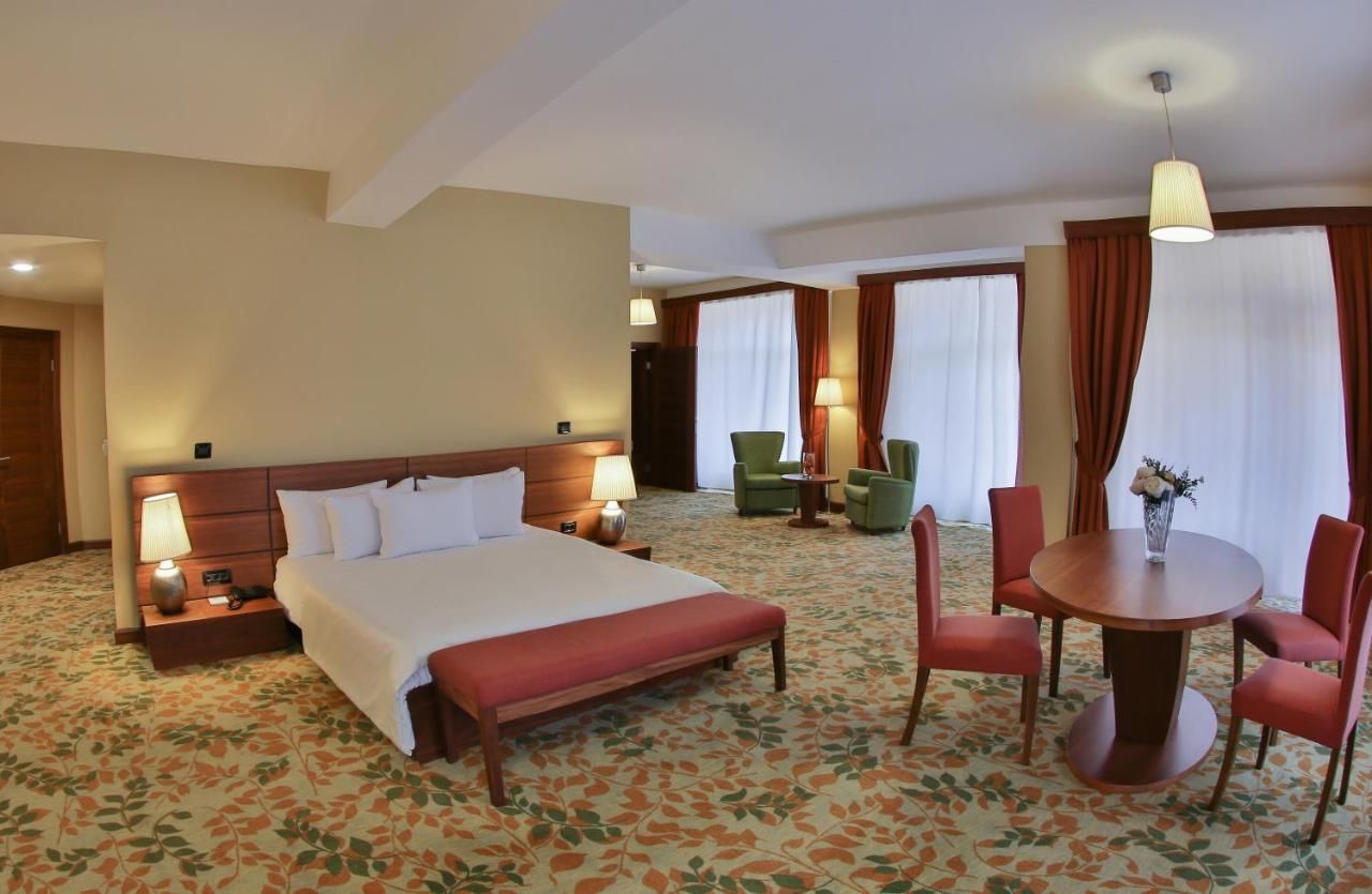 Отель El Resort Hotel Гах
