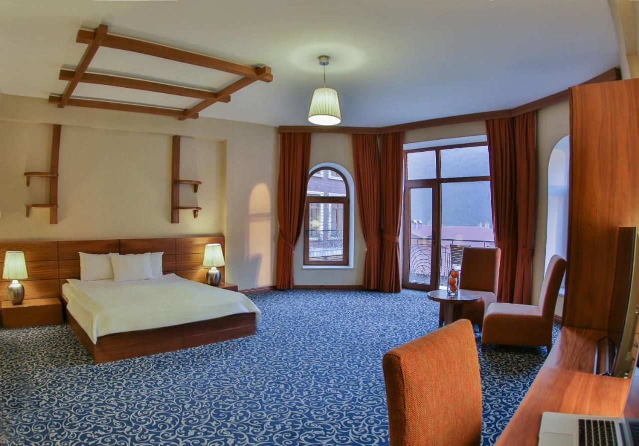 Отель El Resort Hotel Гах-11