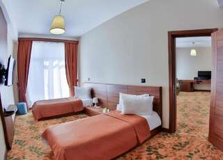 Отель El Resort Hotel Гах Семейный люкс-3