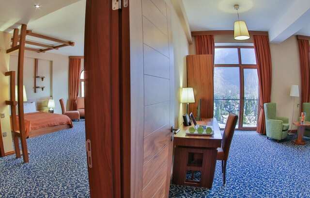 Отель El Resort Hotel Гах-6